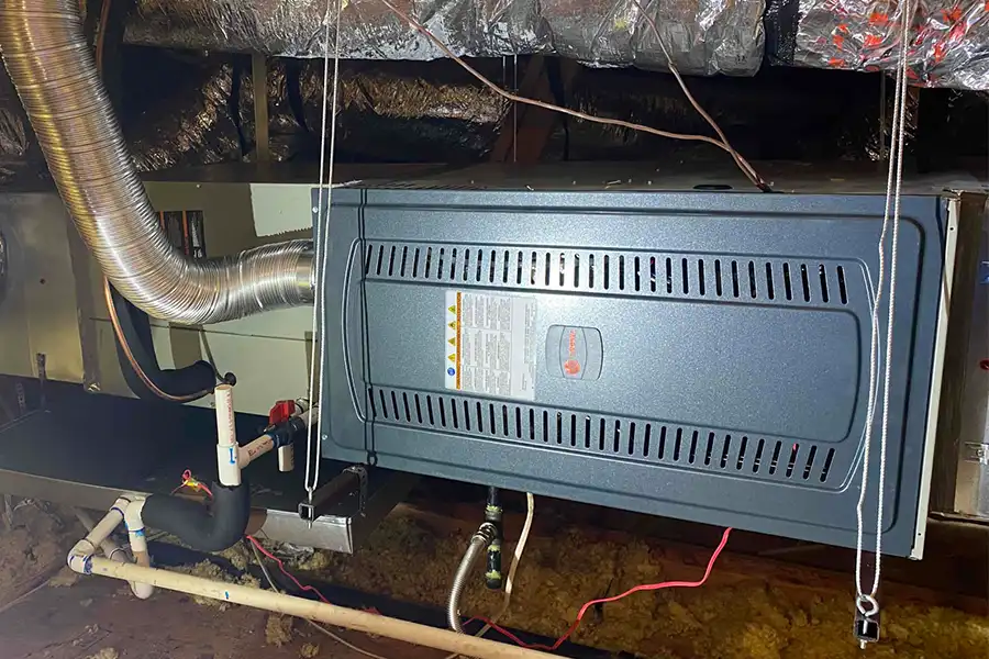 Horizontal furnace installation in attic space